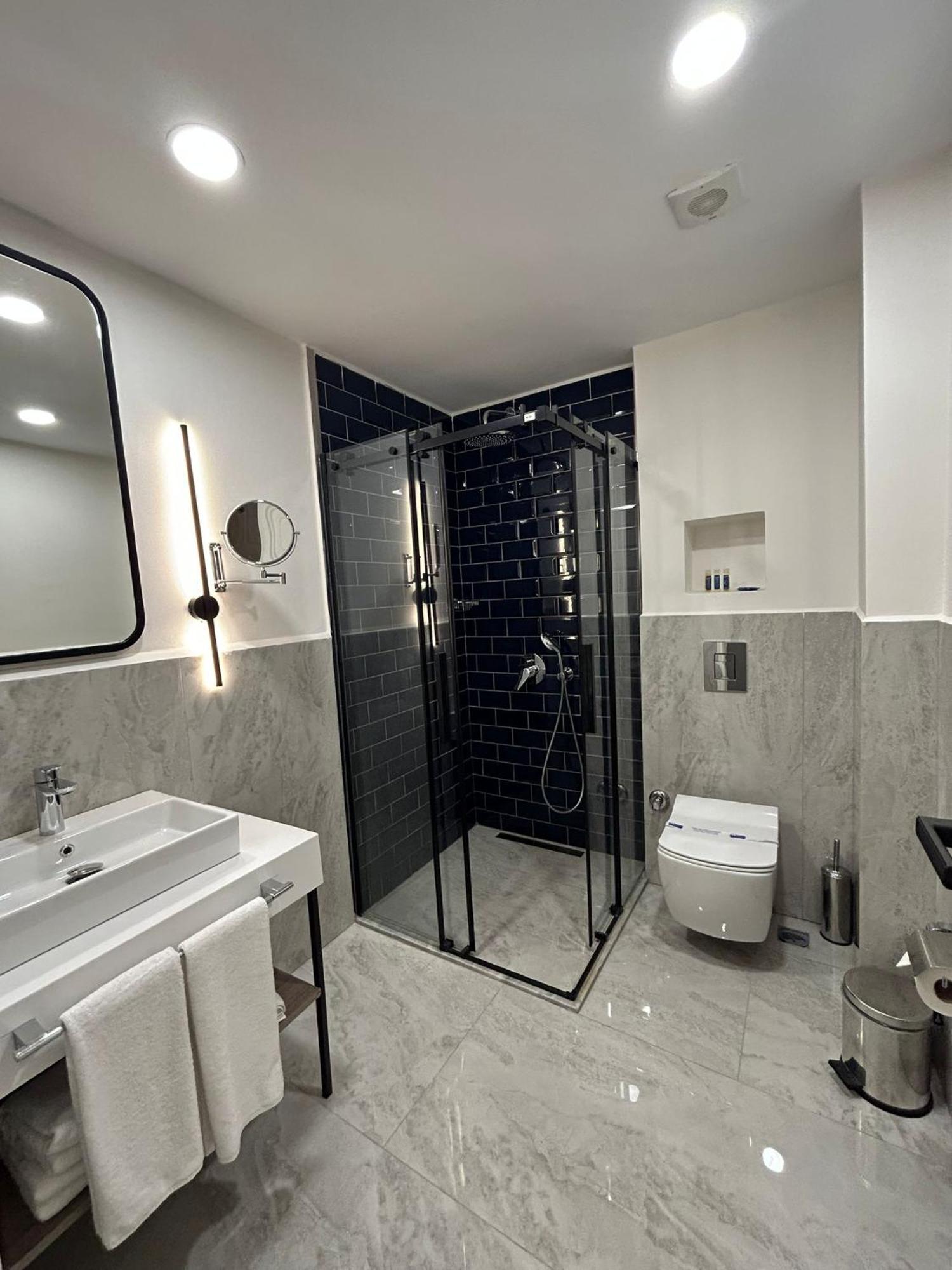 Prime Bosphorus Hotel อิสตันบูล ภายนอก รูปภาพ